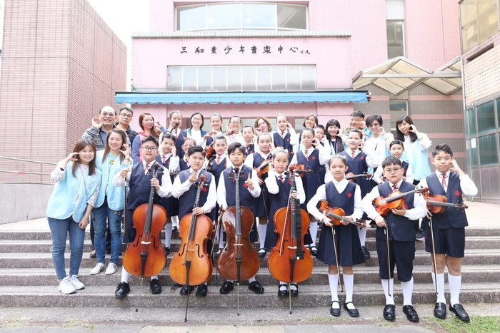賀!本校弦樂團參加112學年度新北市學生音樂比賽榮獲團體國小B組一區弦樂合奏優等圖片